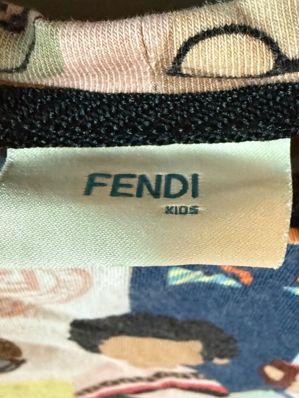 Fendi Kids Shirt Short Sleeve Tee Size 8 A Authentic RARE All-Over-Print AOP - Picture 5 of 14